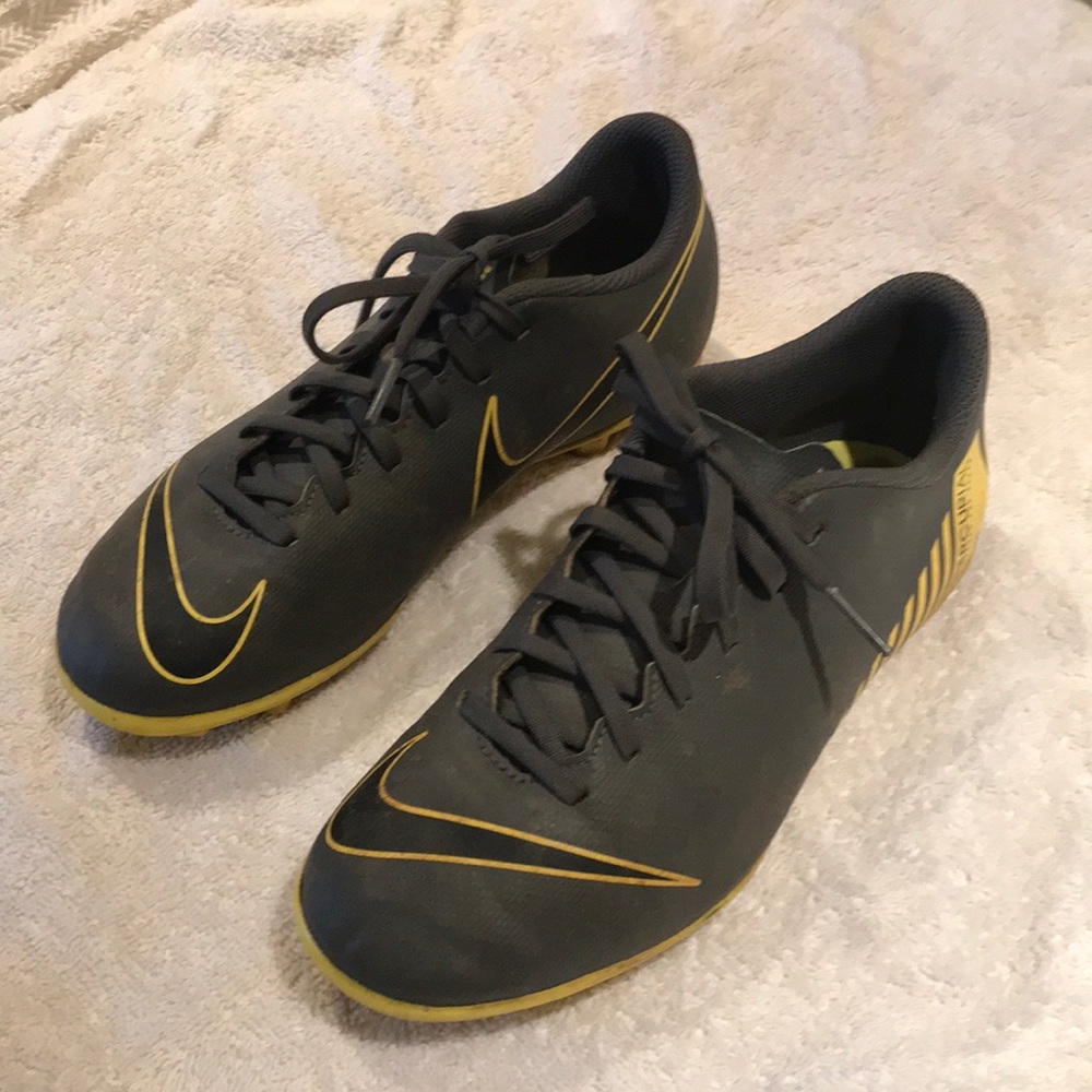 Nike Mercurial Youth Soccer Shoes